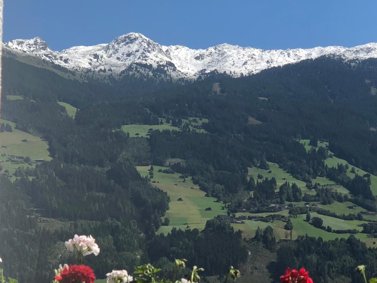 Landhaus Rieder Im Zillertal Apartment Aschau Im Zillertal Luaran gambar